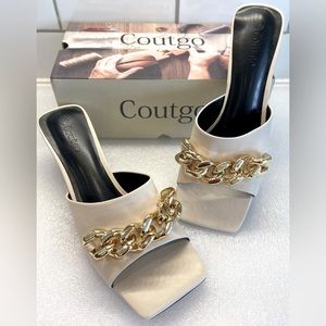 COUTGO Nude Square Toe Heeled Slide Sandals W/Gold Chain Embellishment Size 8.5